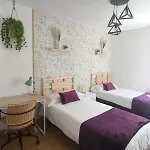 Acogedora Y Con Encanto En Centro De דירה *