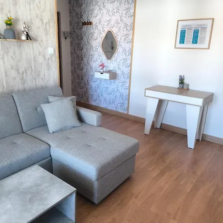 Acogedora Y Con Encanto En Centro De