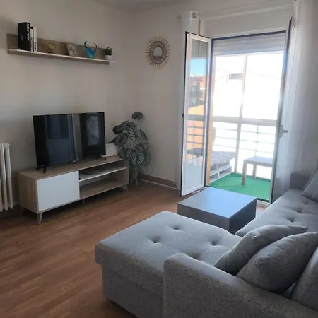 Acogedora Y Con Encanto En Centro De Apartmán